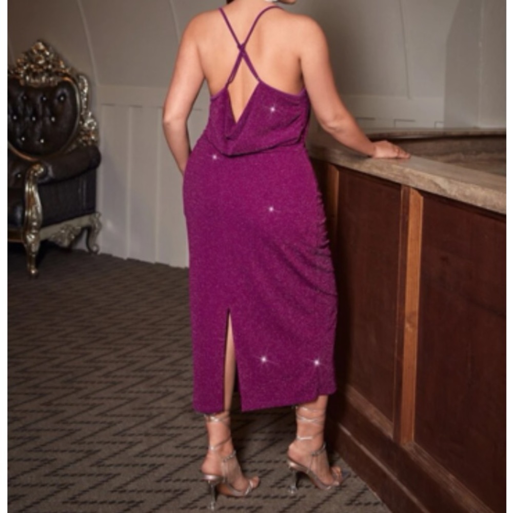 Plus size Crisscross back glitter dress - Picture 3 of 6